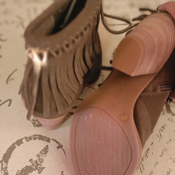 New Gianni Bini Lace-Up Fringe Boots - Army Green Color - Picture 4 of 4